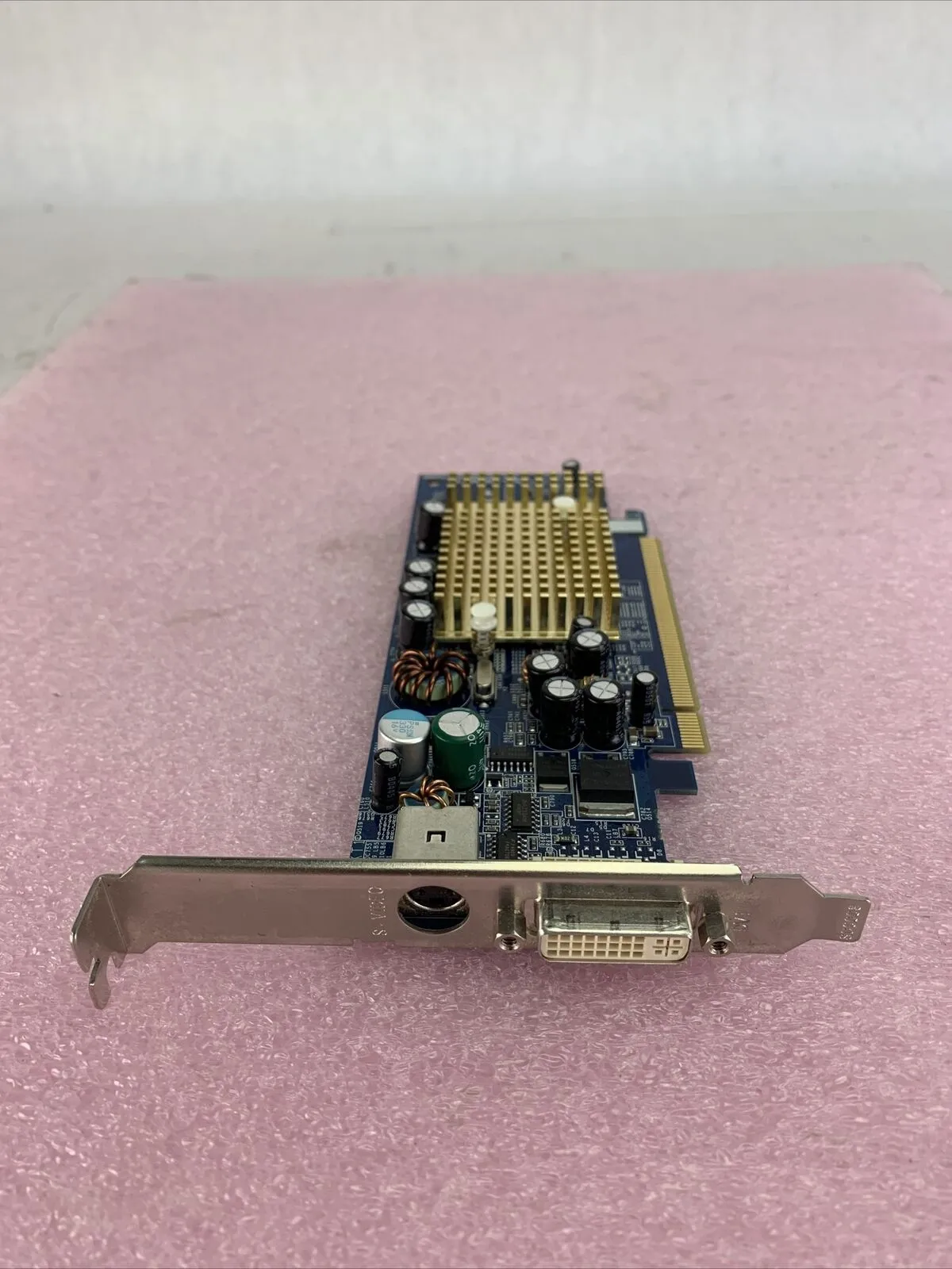 GIGABYTE GeForce 6200TC 128MB DDR PCIe Graphics Card GV-NX62TC128D