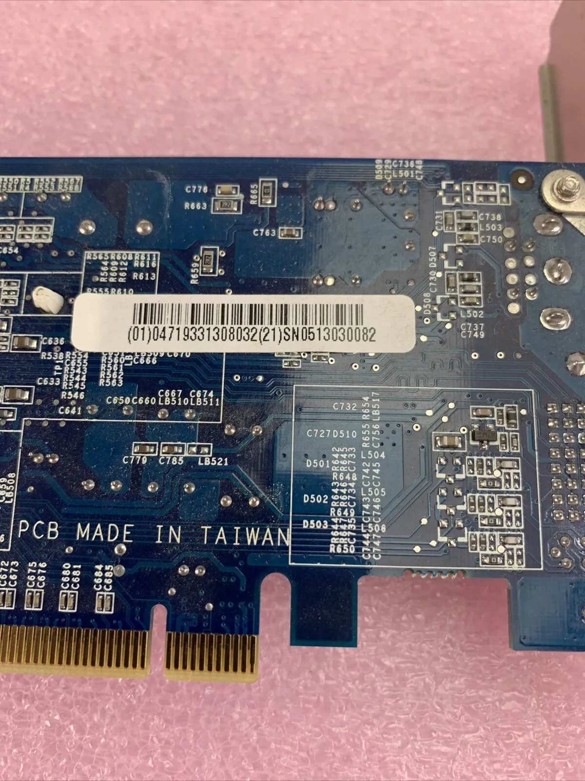 GIGABYTE GeForce 6200TC 128MB DDR PCIe Graphics Card GV-NX62TC128D