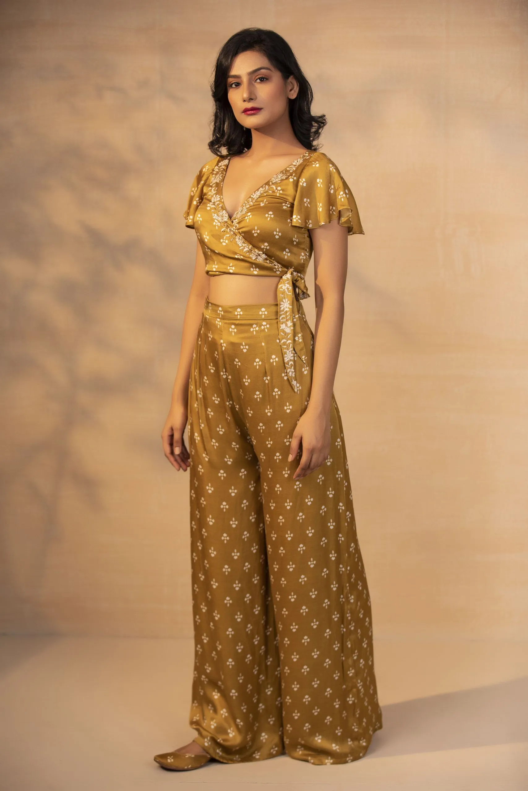 musturd printed wrap crop top