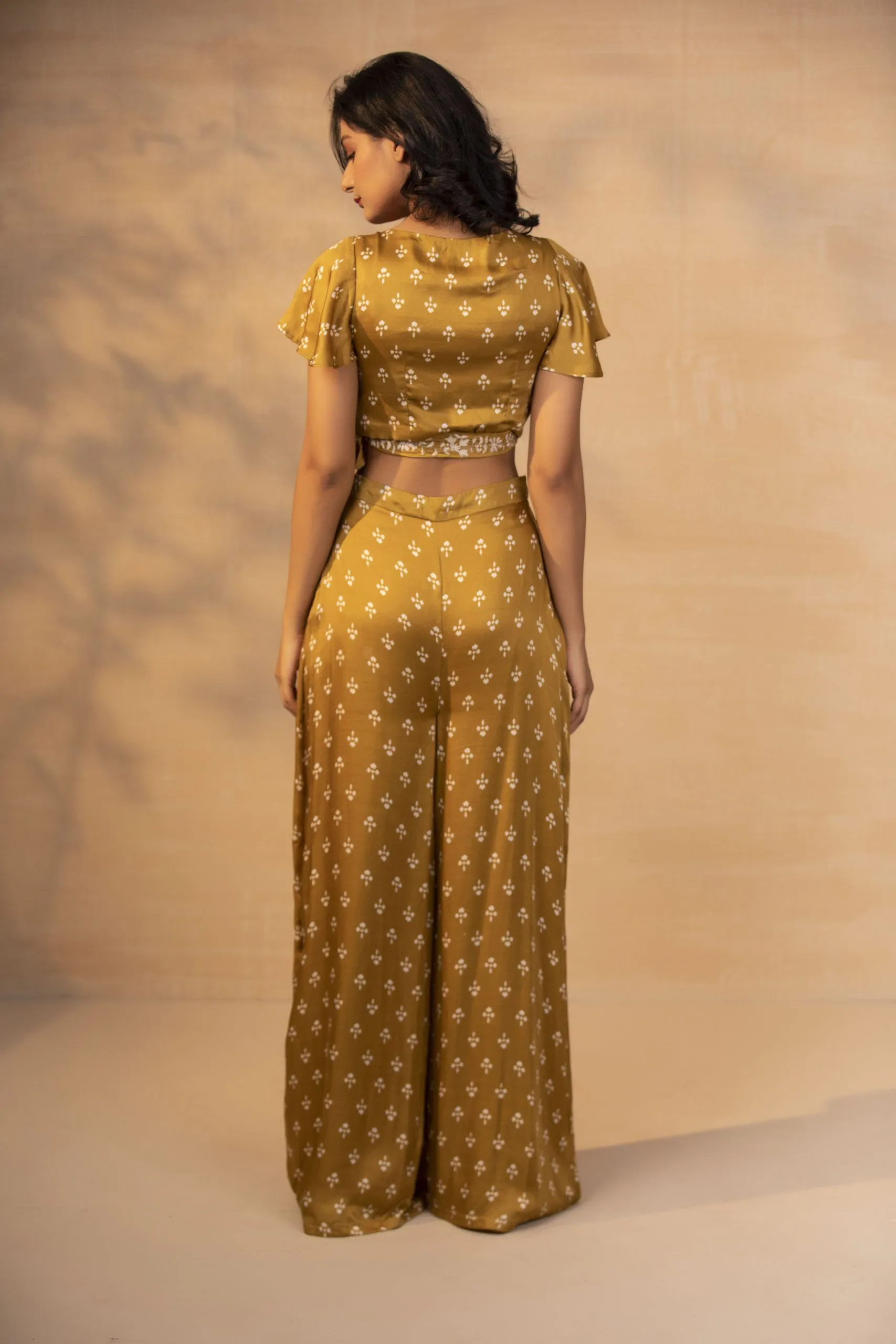 musturd printed wrap crop top