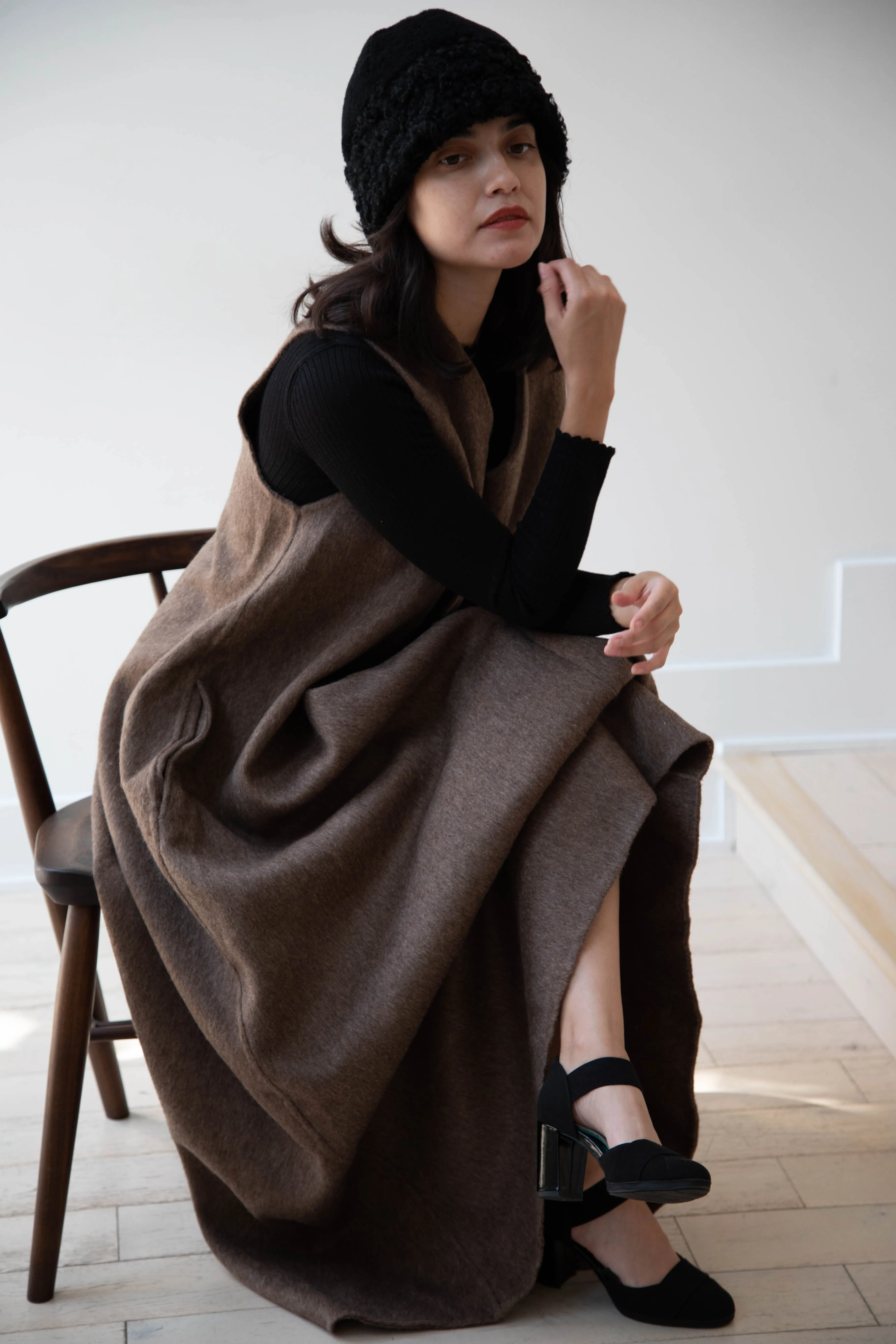 The Backward Vendor | Herd Hat in Black Shearling
