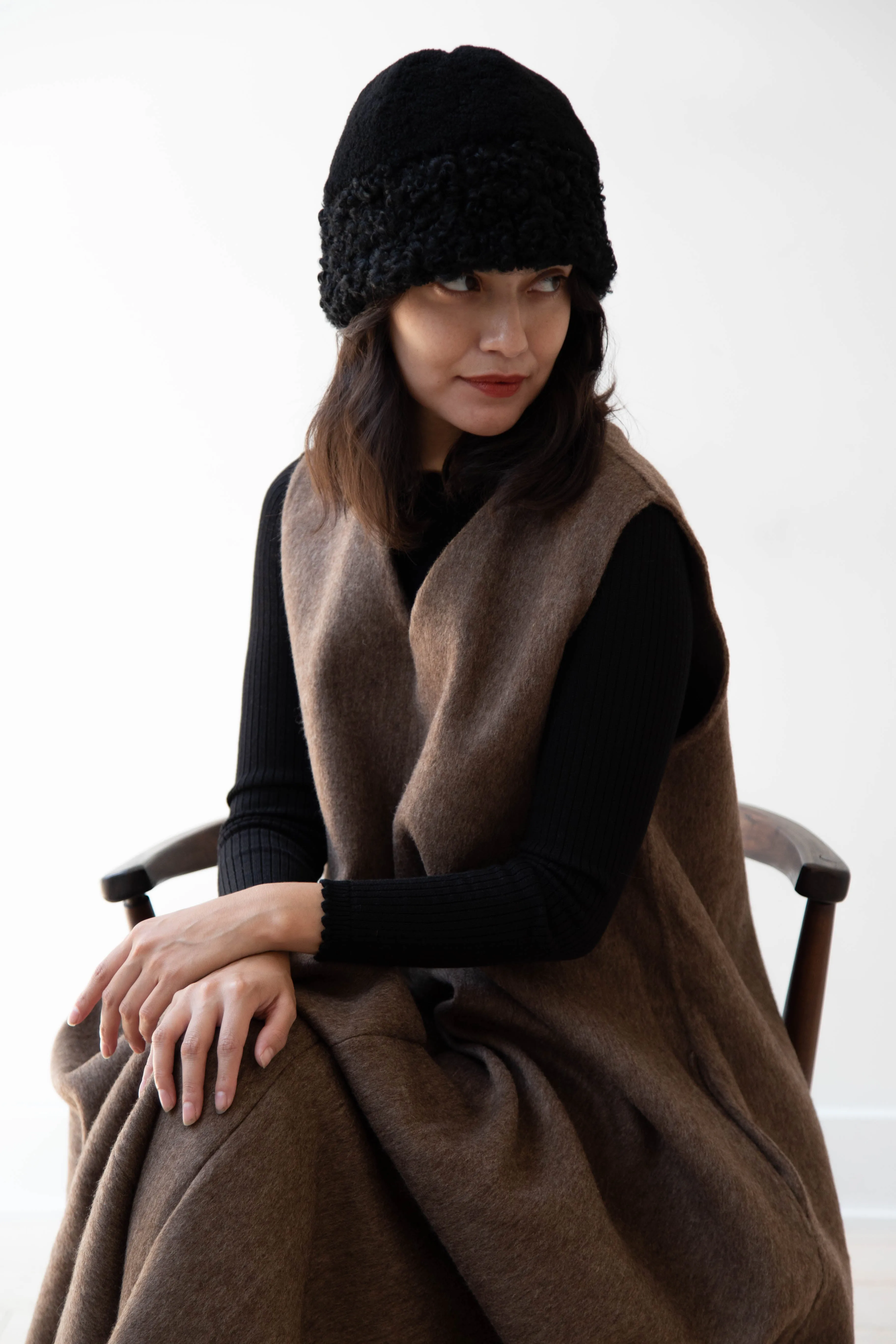 The Backward Vendor | Herd Hat in Black Shearling